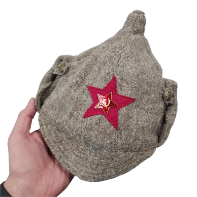 Будёновка Пехота сукно, ЗИМНЯЯ (малиновая звезда) обр.1927г. (РЕПРО РККА СССР) 3009922 - фото 1350212